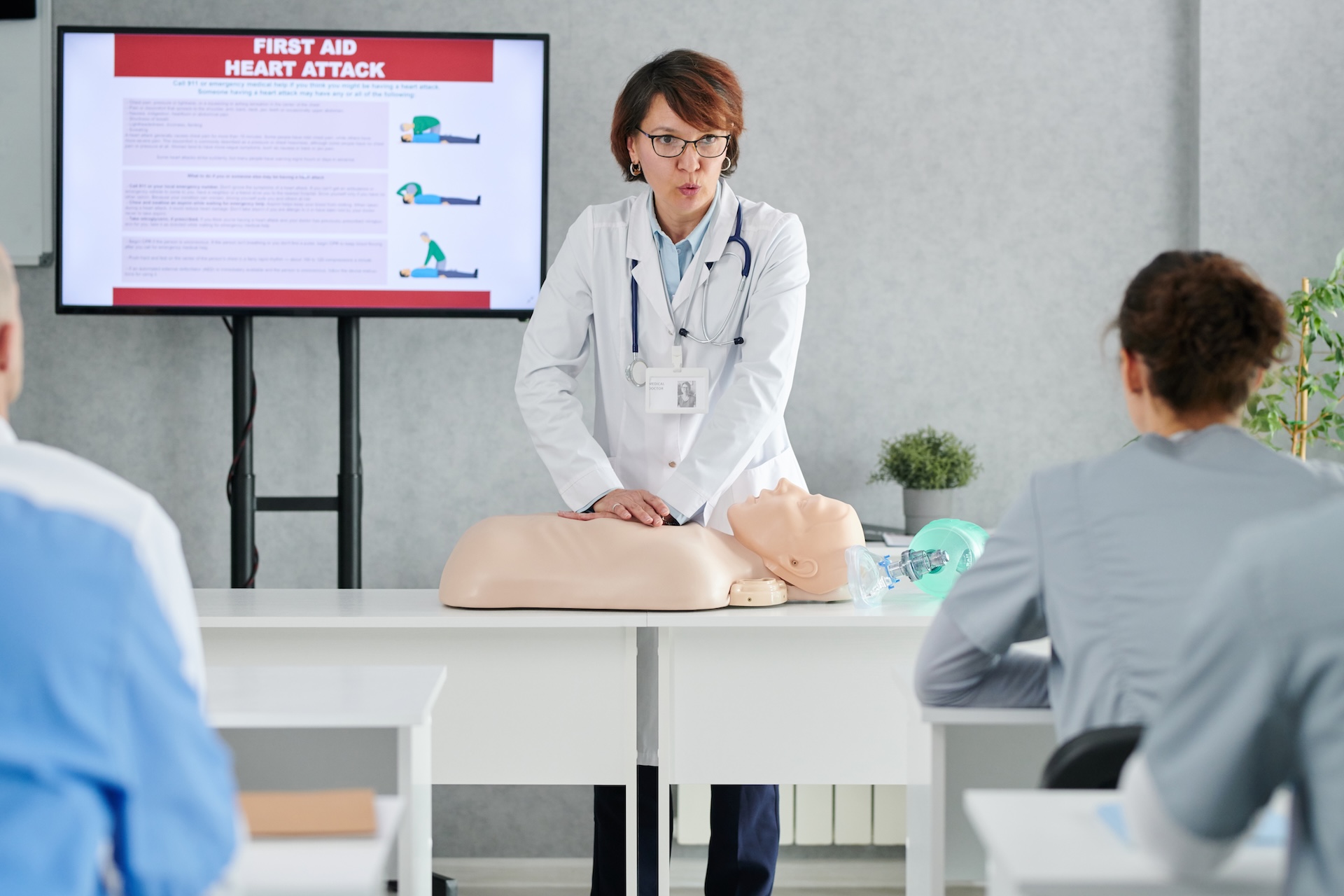 Formación práctica en medicina crítica